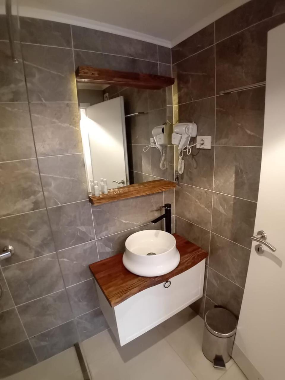 Hotel Driada Gjakova المظهر الخارجي الصورة